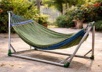 Lưới võng bị giãn, sờn rách là lỗi thường gặp ở võng xếp