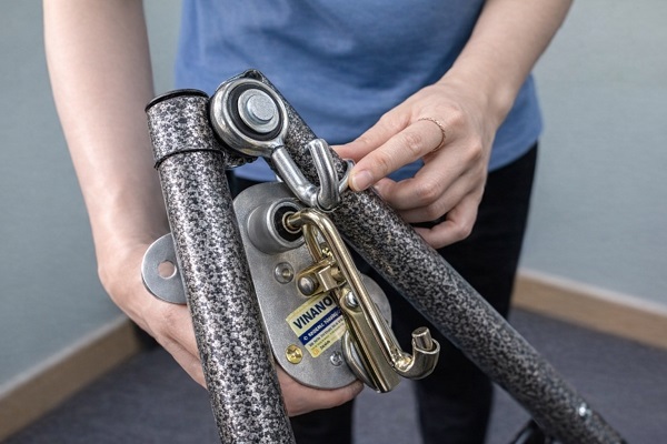 Võng xếp kêu cót két khi sử dụng tiềm ẩn nguy cơ mất an toàn 